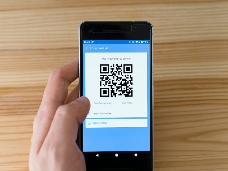 ポイント経済圏3社比較 — 楽天 / PayPay / dポイント