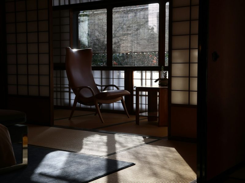 一人暮らし 月15万円台の家計シミュレーション — 貯蓄も投資も両立する設計